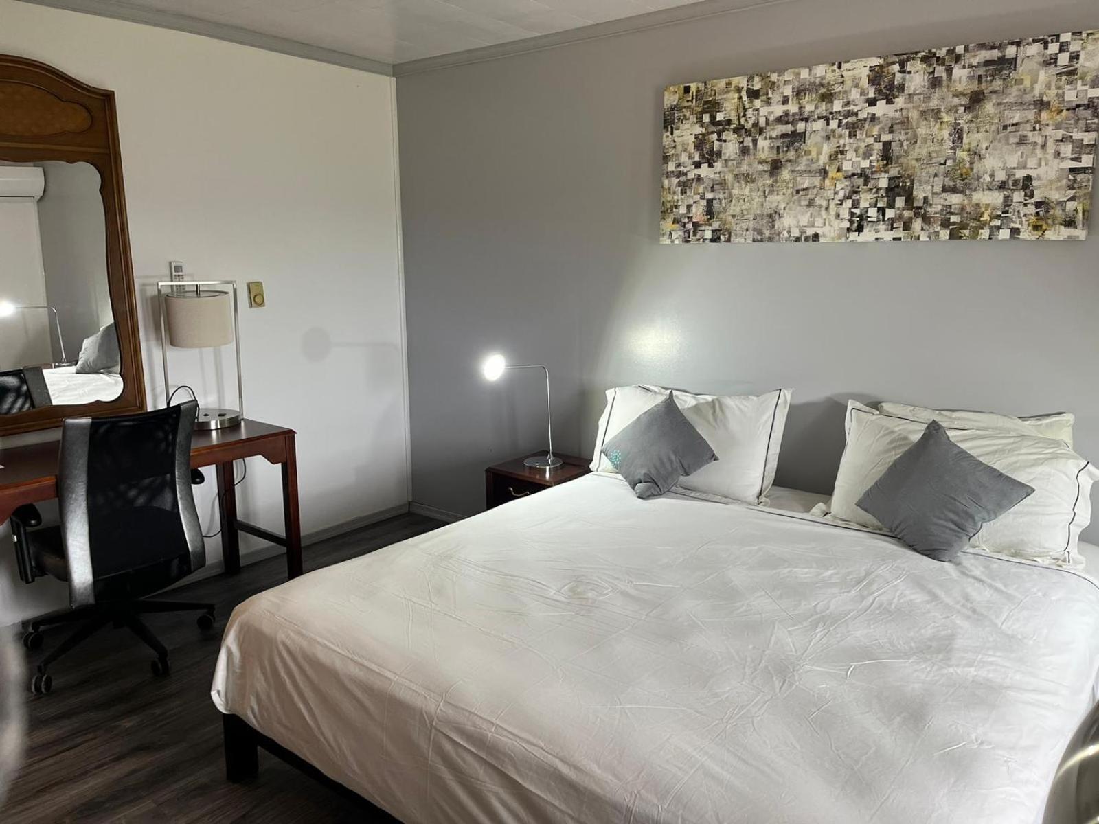 Rainbow Mountain Resort - Lgbtq Friendly 东斯特劳兹堡 外观 照片